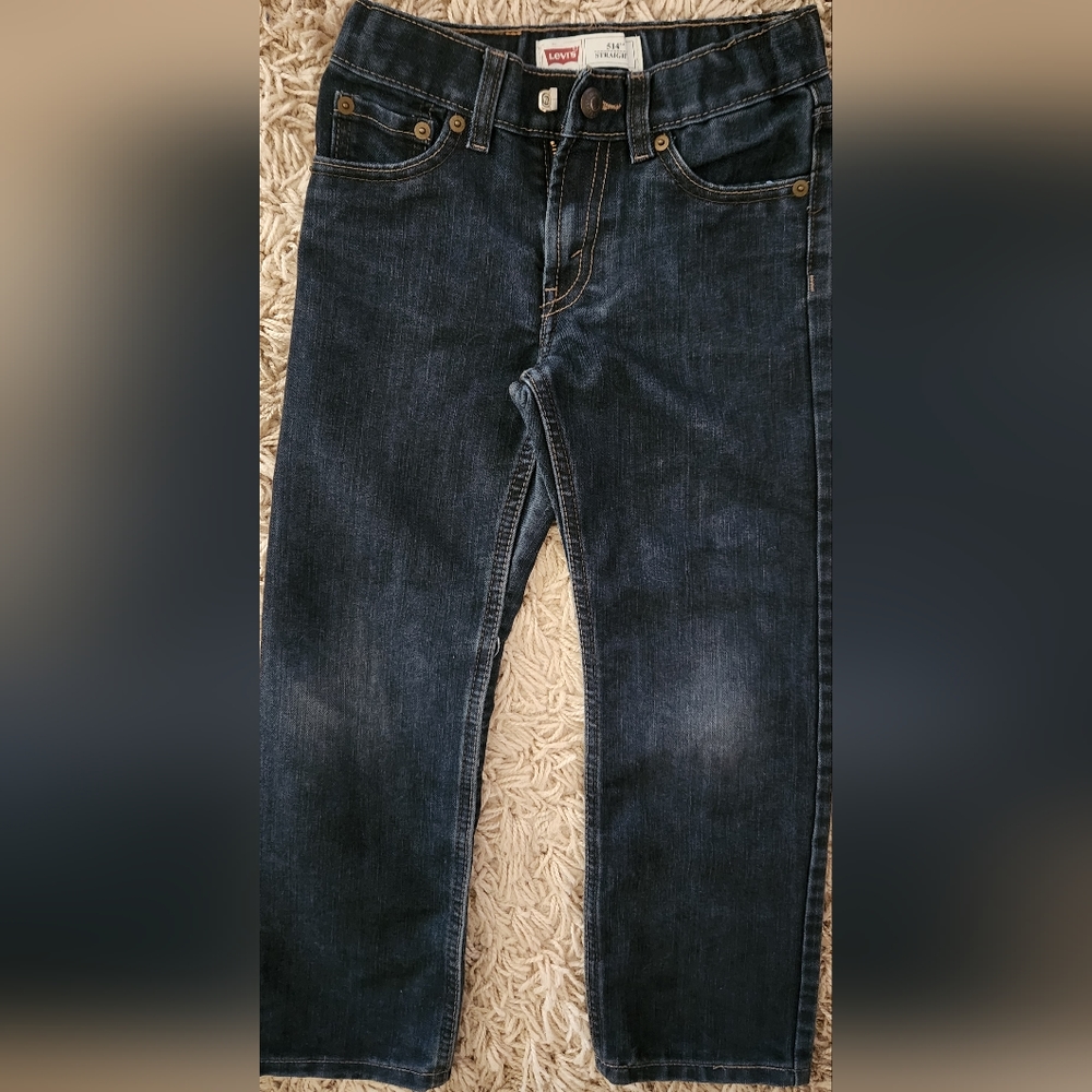 Sz 7 Levi Jeans